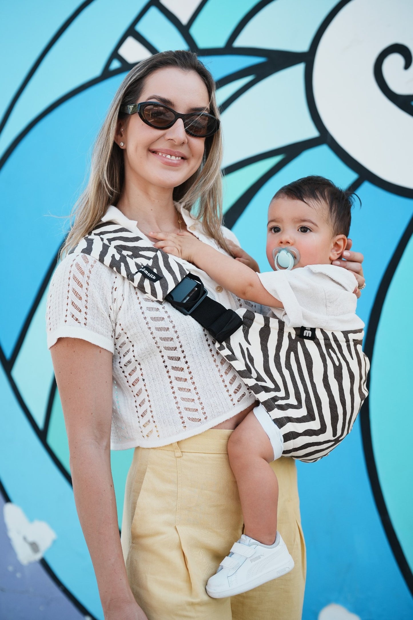 Toddler Carrier - MomSwing - Safari